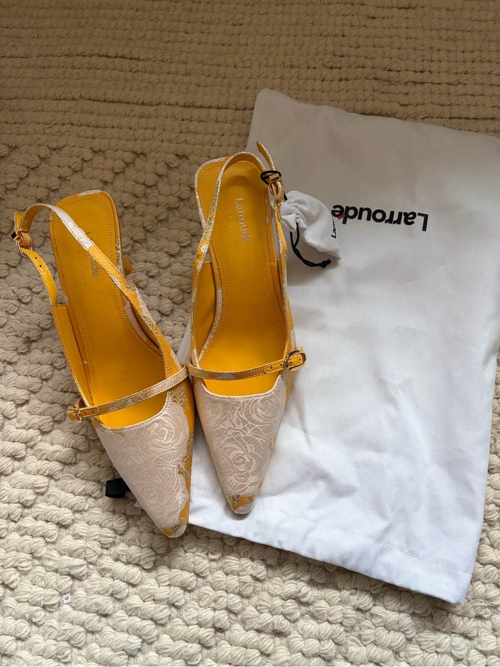 Yellow Larroude Ines Pump Lace Pointed Slingback - Picture 2 of 4